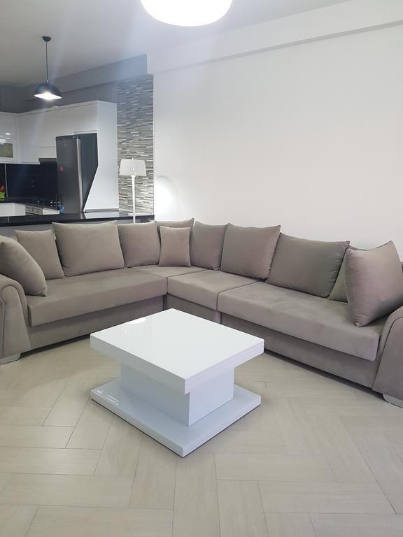 Modern Cozy Apartment Seaview Вльора Екстер'єр фото