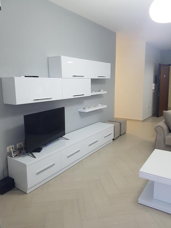 Modern Cozy Apartment Seaview Вльора Екстер'єр фото
