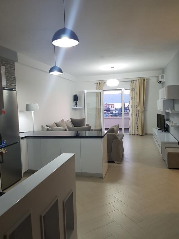 Modern Cozy Apartment Seaview Вльора Екстер'єр фото