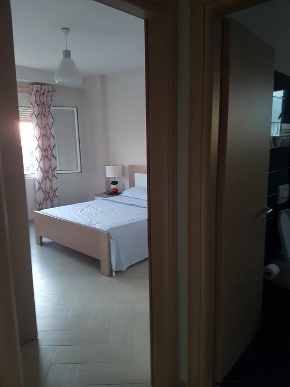 Modern Cozy Apartment Seaview Вльора Екстер'єр фото