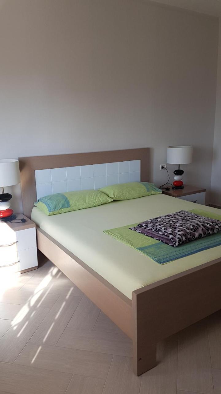 Modern Cozy Apartment Seaview Вльора Екстер'єр фото