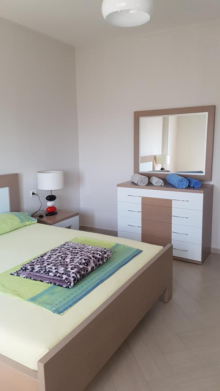 Modern Cozy Apartment Seaview Вльора Екстер'єр фото